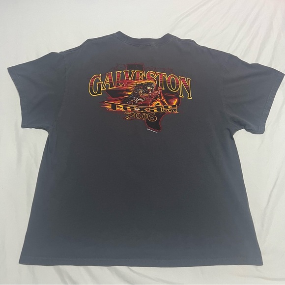 Vintage - 2006 Galveston Texas Skeleton Biker Tee - Picture 2 of 4